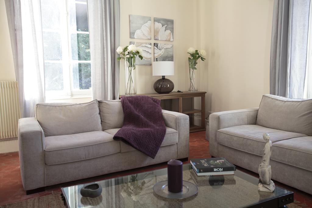 La Maison R Bed & Breakfast Pignans Dış mekan fotoğraf