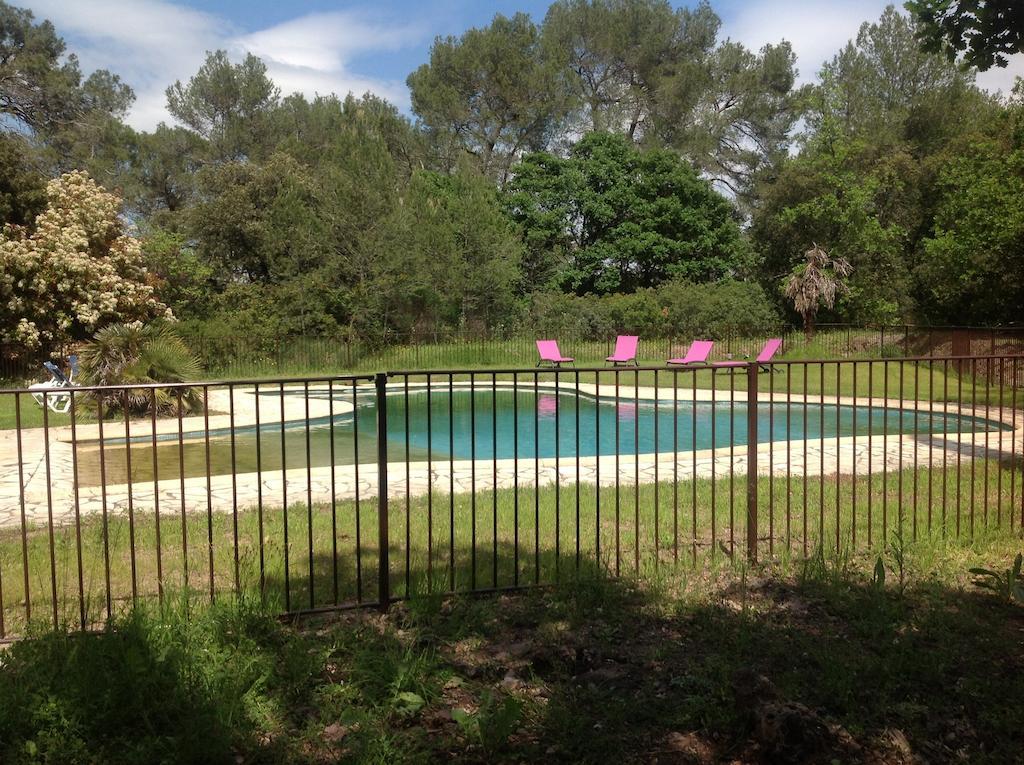 La Maison R Bed & Breakfast Pignans Dış mekan fotoğraf