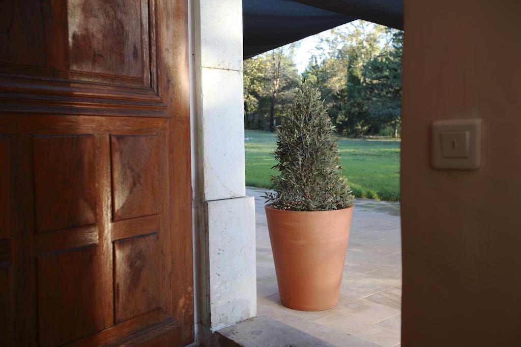 La Maison R Bed & Breakfast Pignans Dış mekan fotoğraf